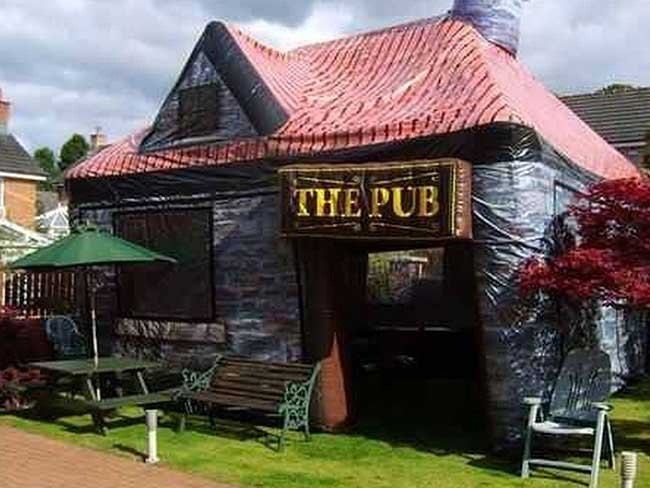 The Pub_Irish blow up pub