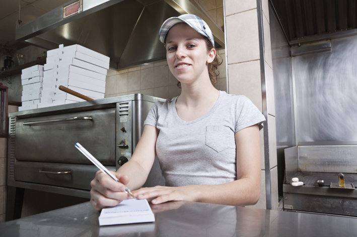 Waitress in kitchen_LR_25w