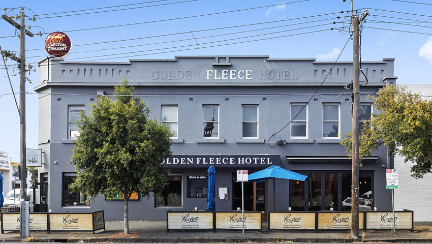 Home - Golden Fleece Hotel