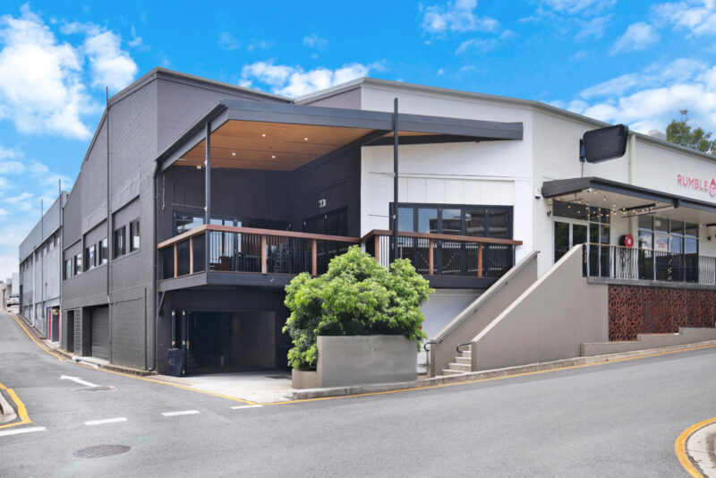 391 MONTAGUE ROAD