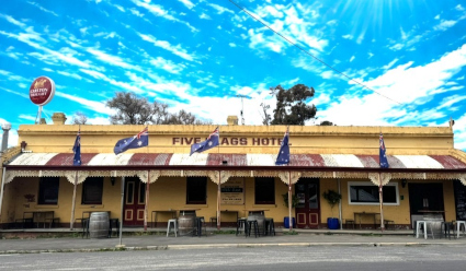 FIVE FLAGS HOTEL FIVE FLAGS HOTEL