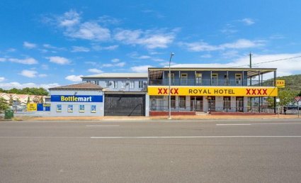 ROYAL HOTEL ROYAL HOTEL