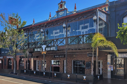 BULLS HEAD HOTEL BULLS HEAD HOTEL