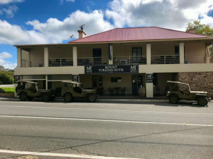 MOUNT TORRENS HOTEL