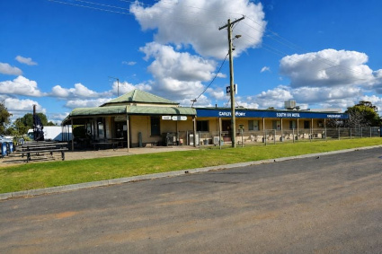 SOUTH HAY HOTEL