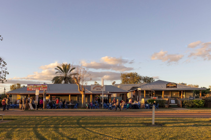 WESTERN STAR HOTEL